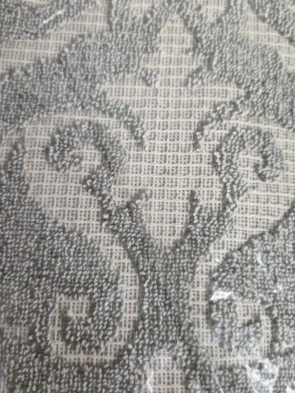 Set of 2 POTTERY BARN Delphine Sculpted Bath Towel, Loden NEW IN PACKAGE - READ